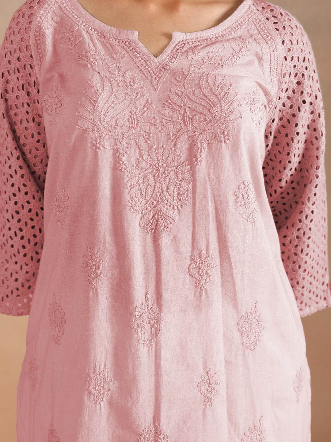 MINAAR COTTON KURTA - KRI CHIKANKARI