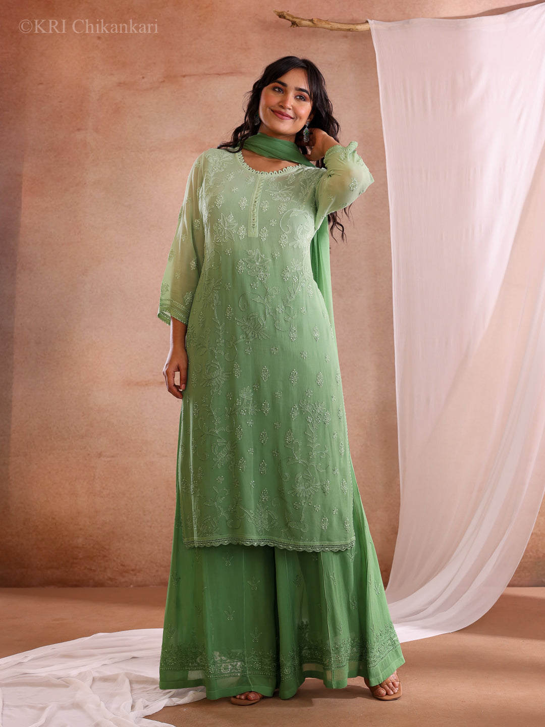 VANYA GEORGETTE KURTA