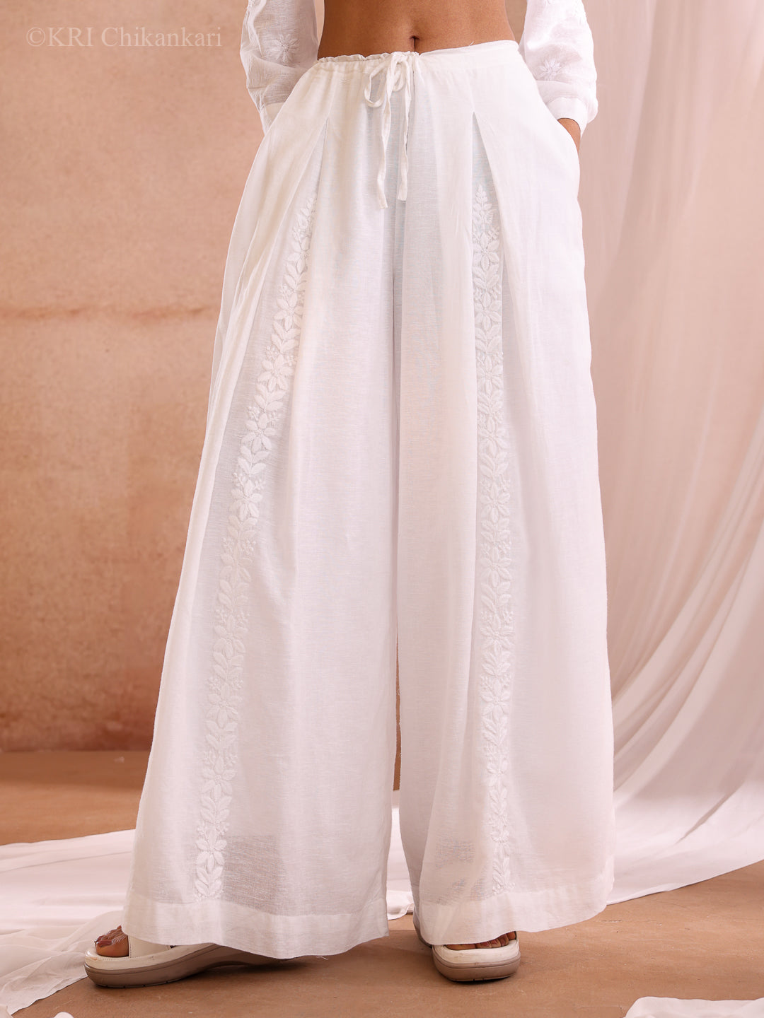 NIGAR WHITE LINEN BLEND KOREAN PANTS