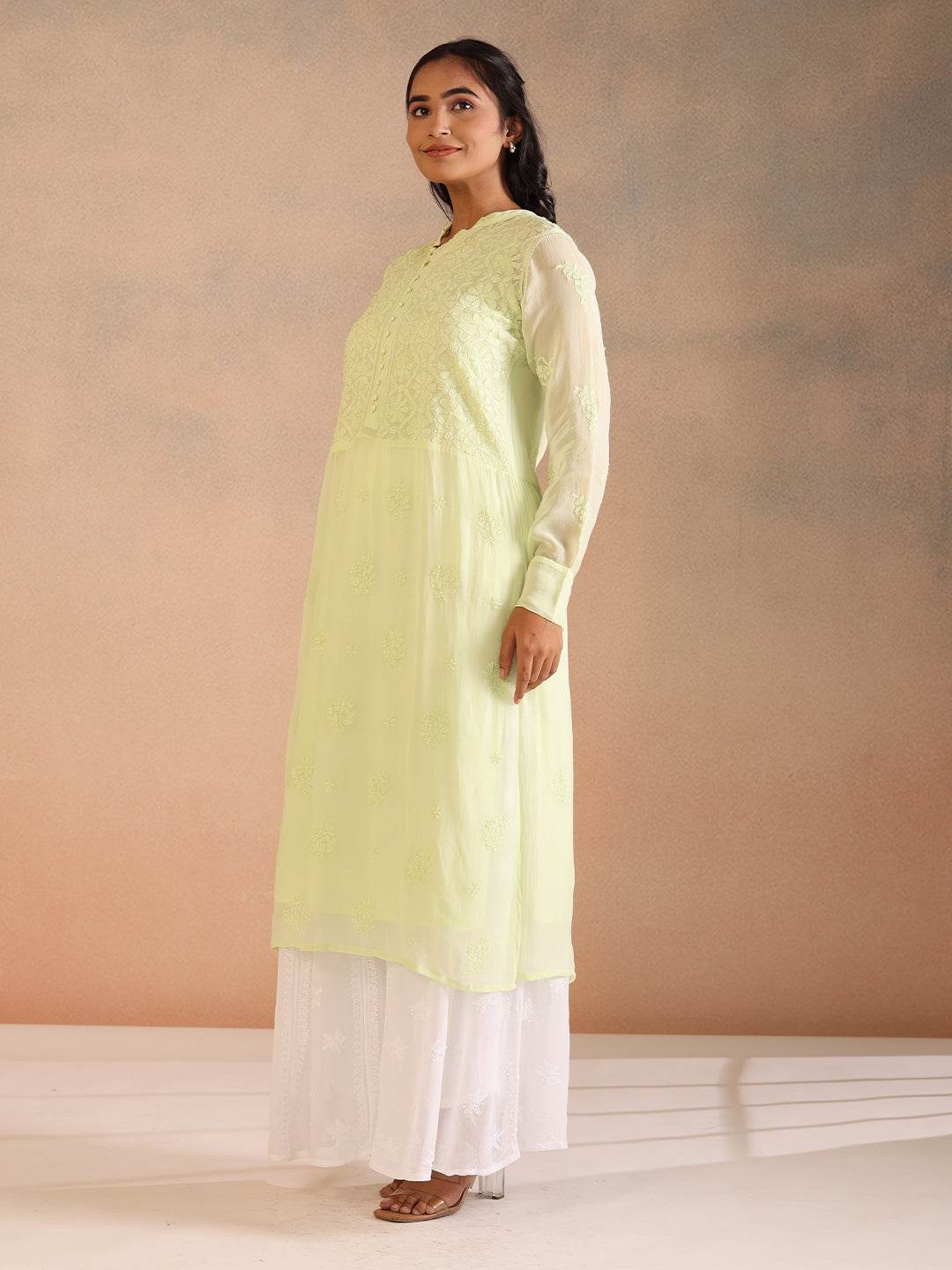ZAHA GEORGETTE KURTA - KRI CHIKANKARI