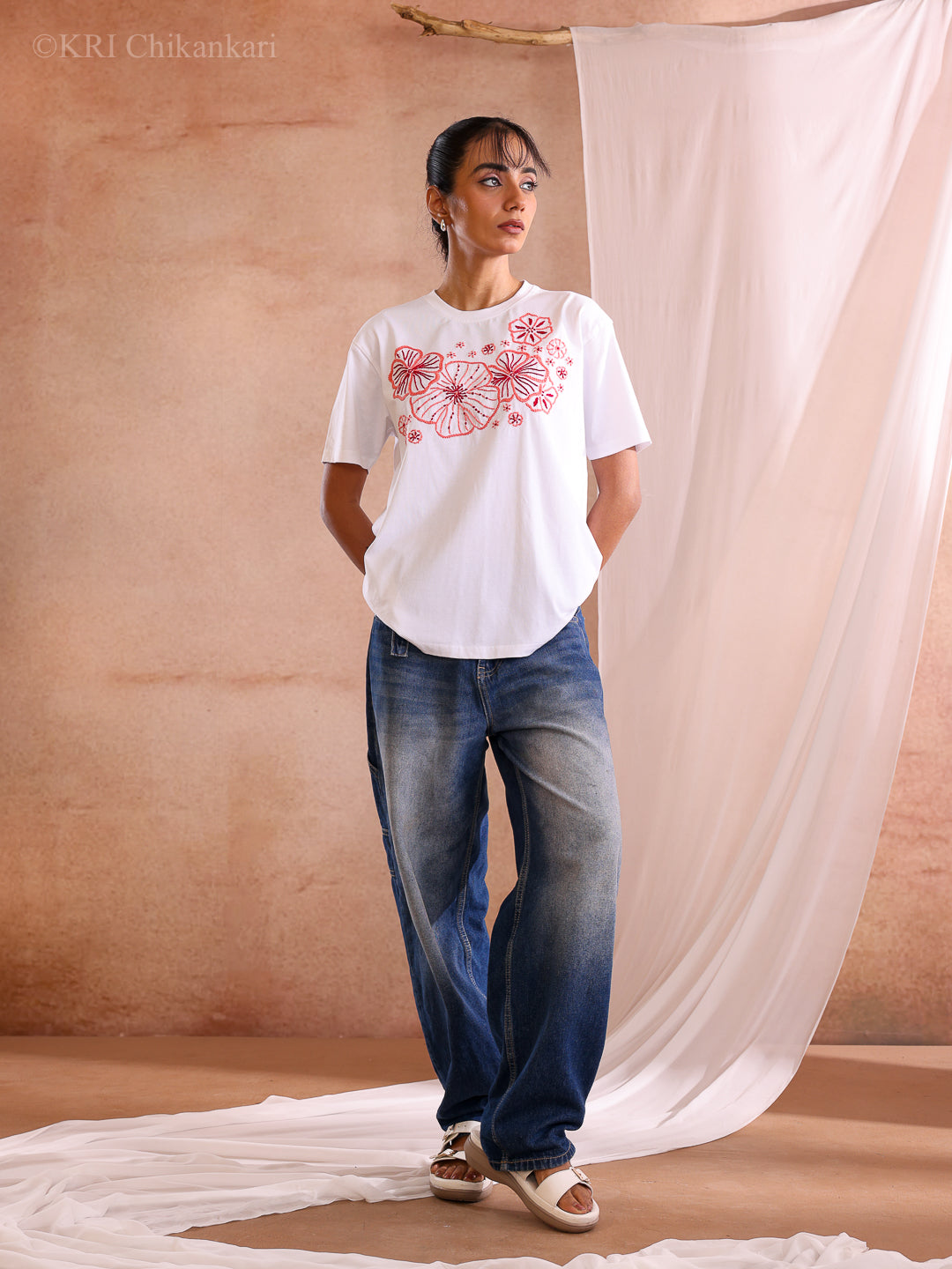 ARIVA WHITE COTTON T-SHIRT