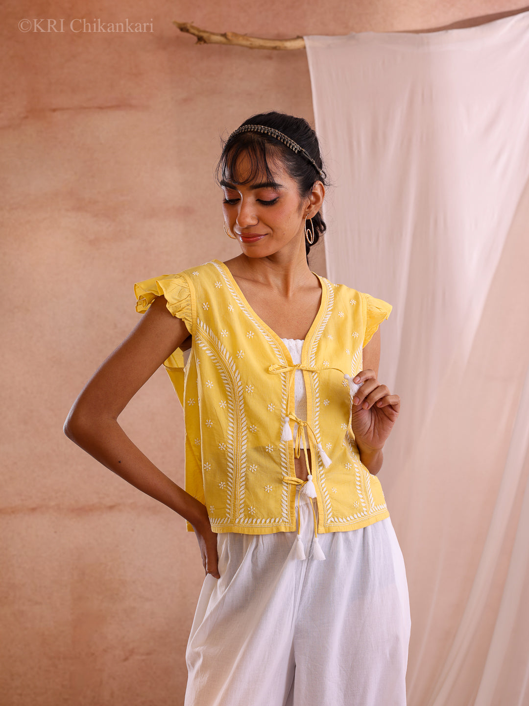 SURI YELLOW CAMBRIC TOP
