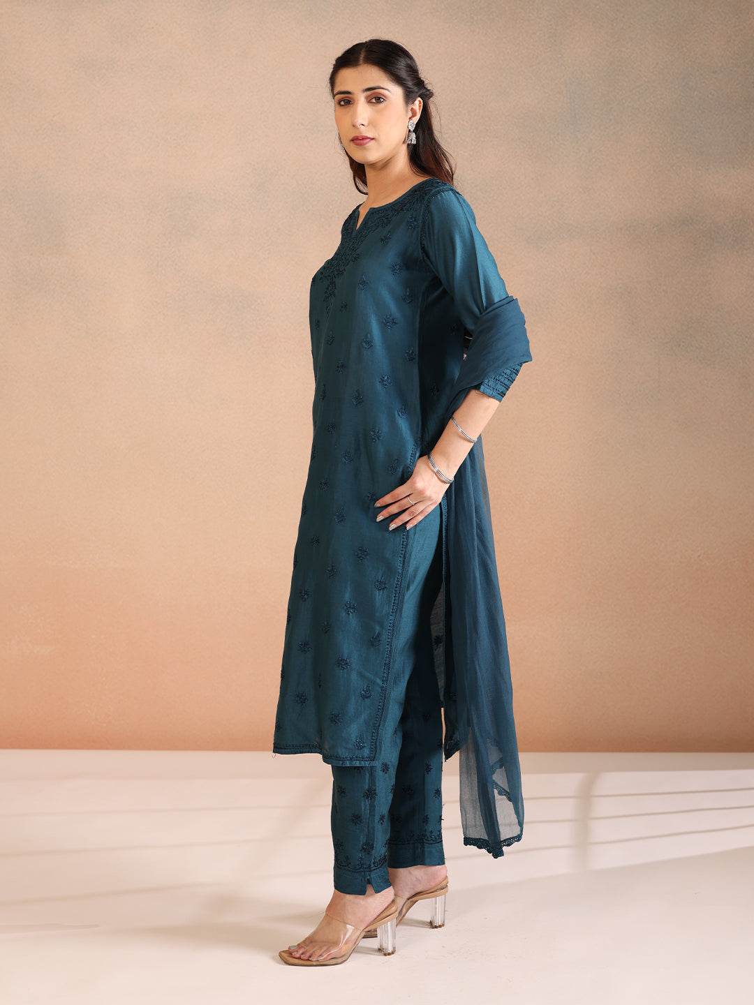 NEELAM CHANDERI KURTA - KRI CHIKANKARI