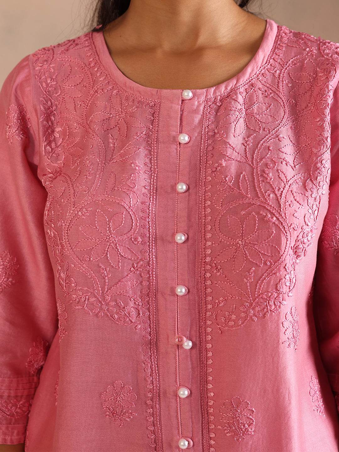 NAMEERA CHANDERI KURTA - KRI CHIKANKARI