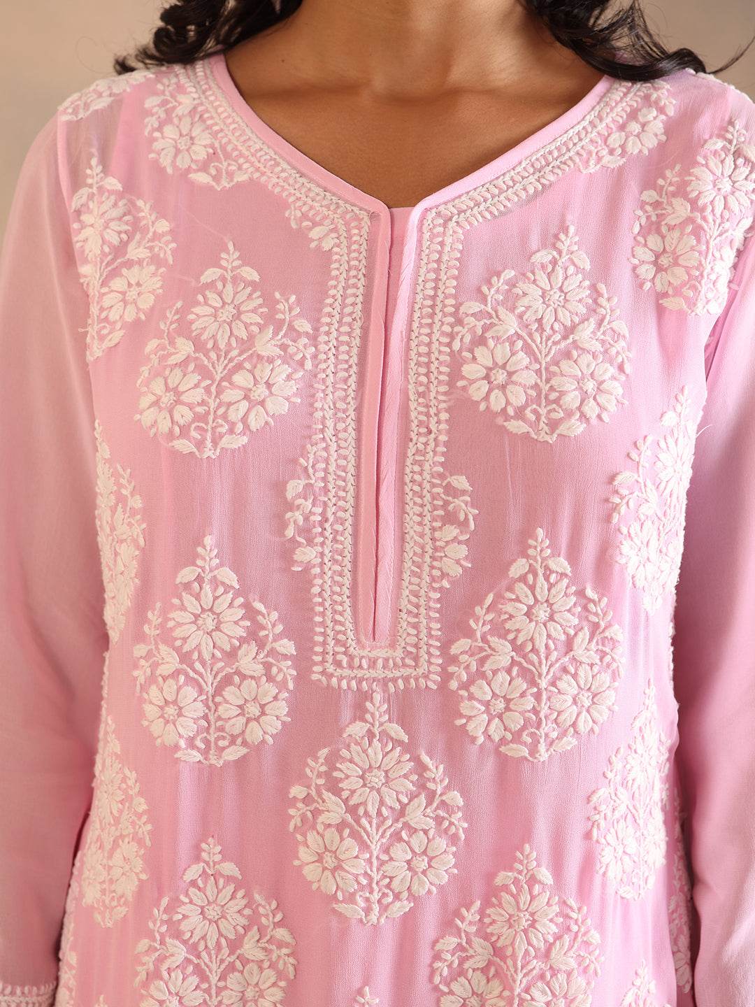 RIMSHA GEORGETTE KURTA - KRI CHIKANKARI