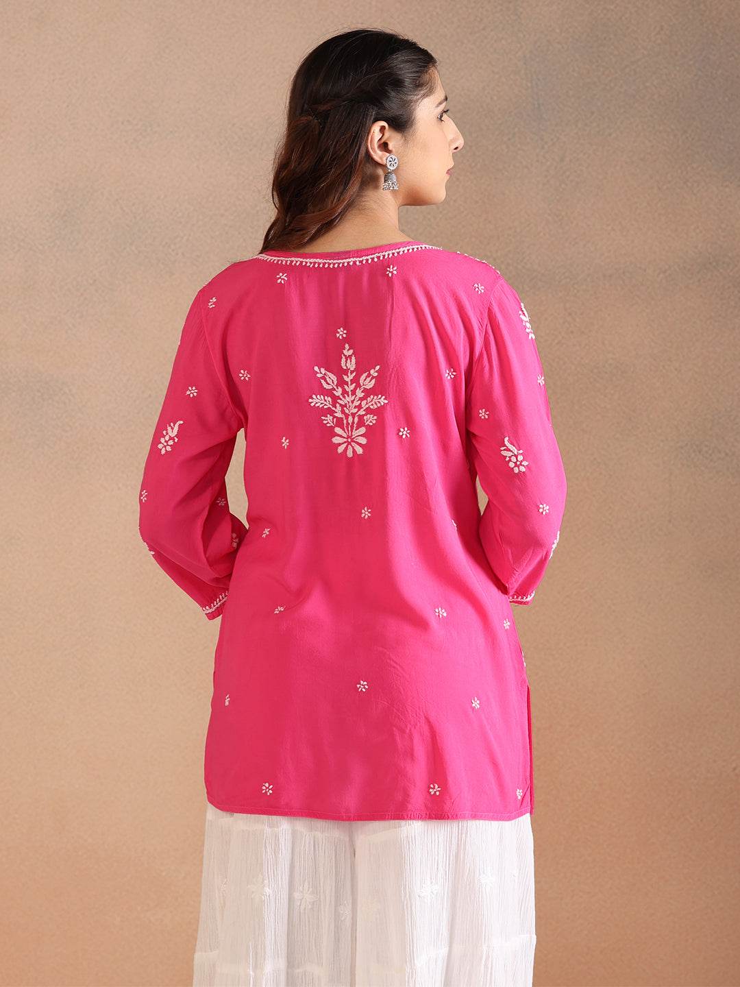 TANAAZ MODAL TOP - KRI CHIKANKARI