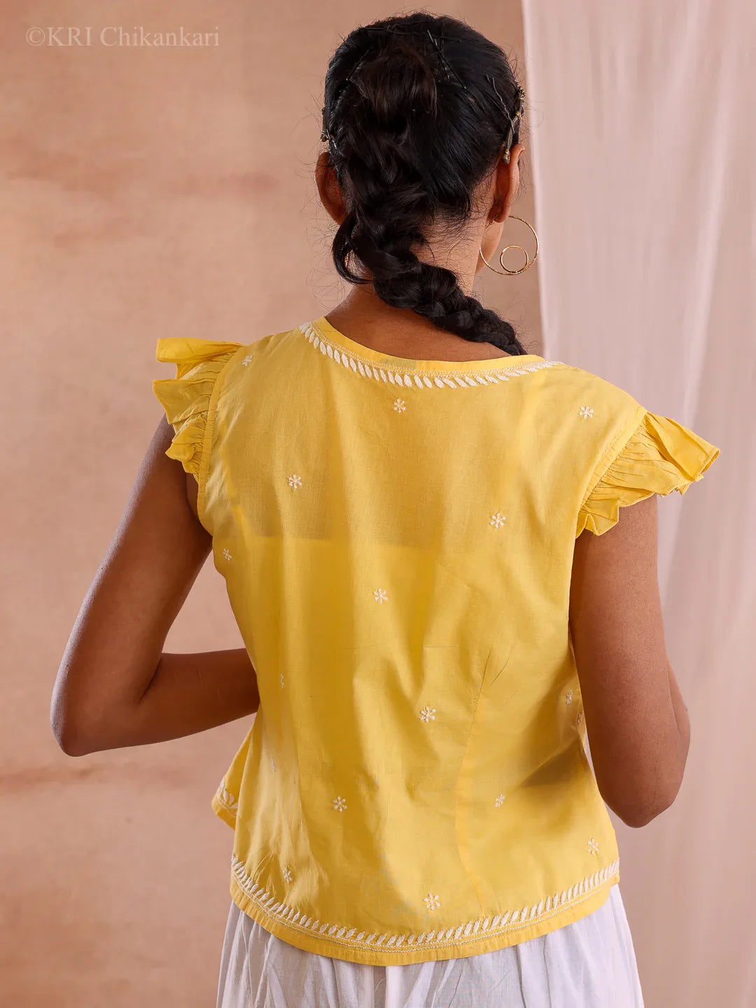 SURI YELLOW CAMBRIC TOP - KRI CHIKANKARI