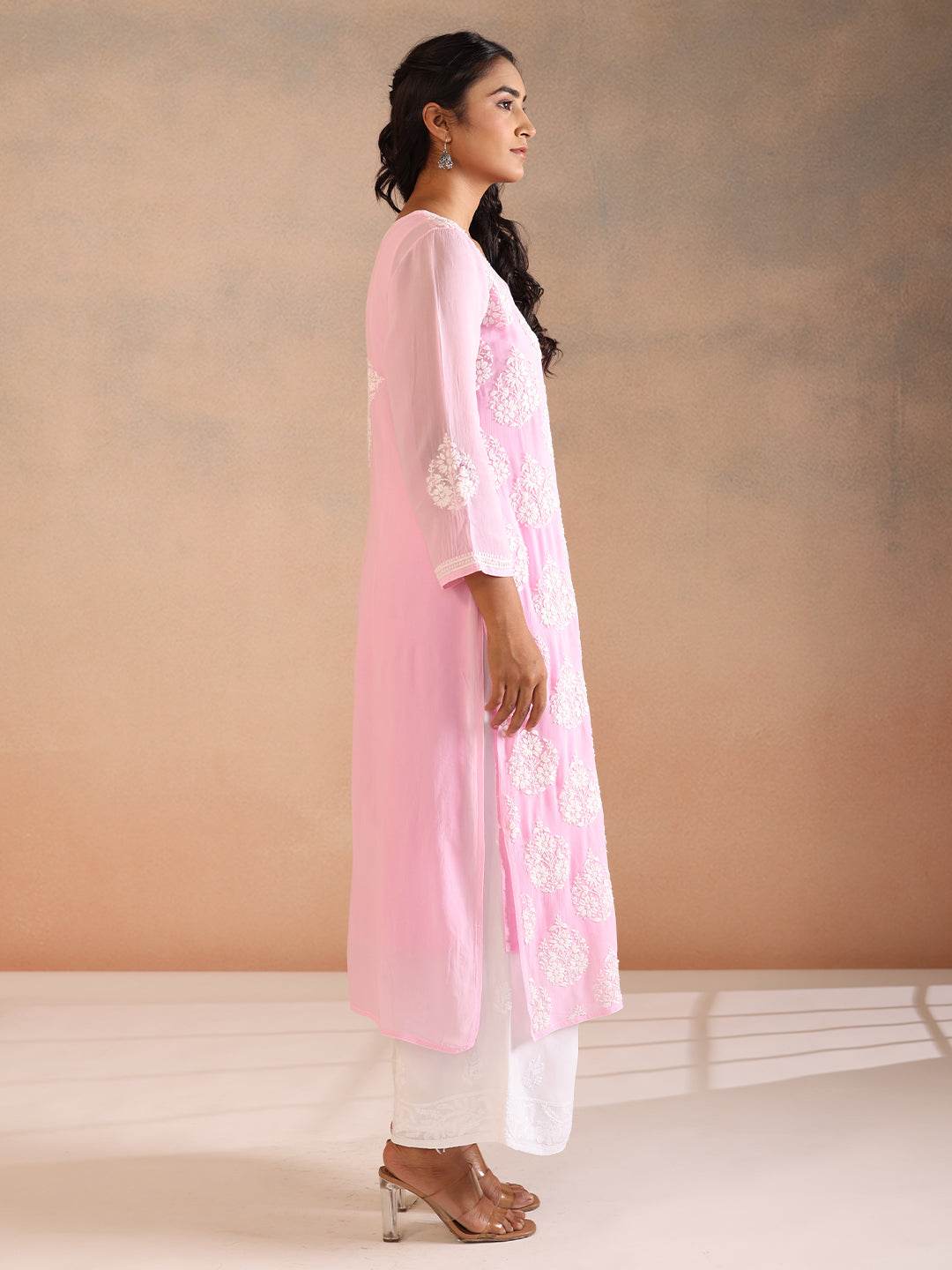 RIMSHA GEORGETTE KURTA - KRI CHIKANKARI