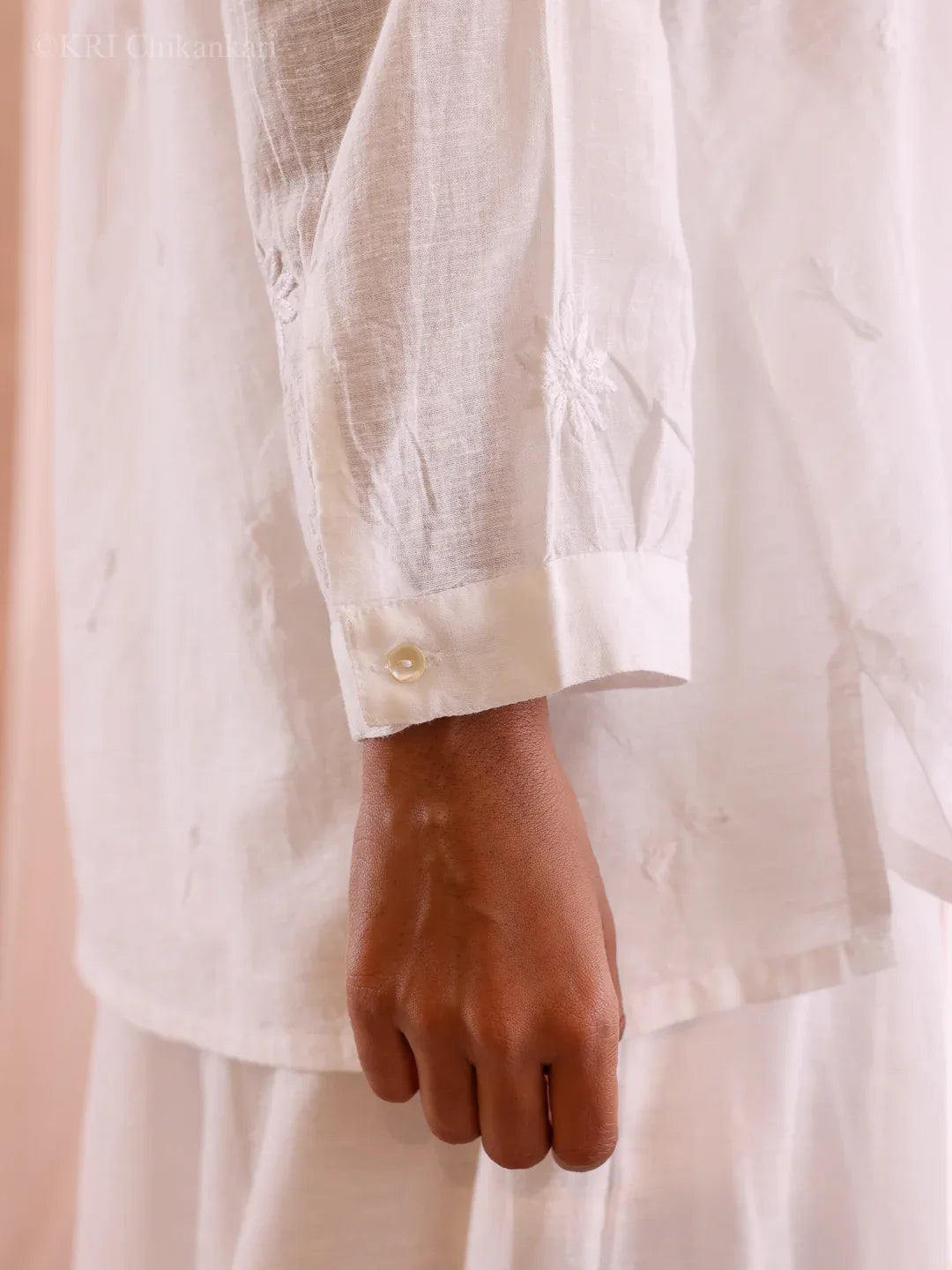 DELA WHITE COTTEN BLEND SHIRT - KRI CHIKANKARI