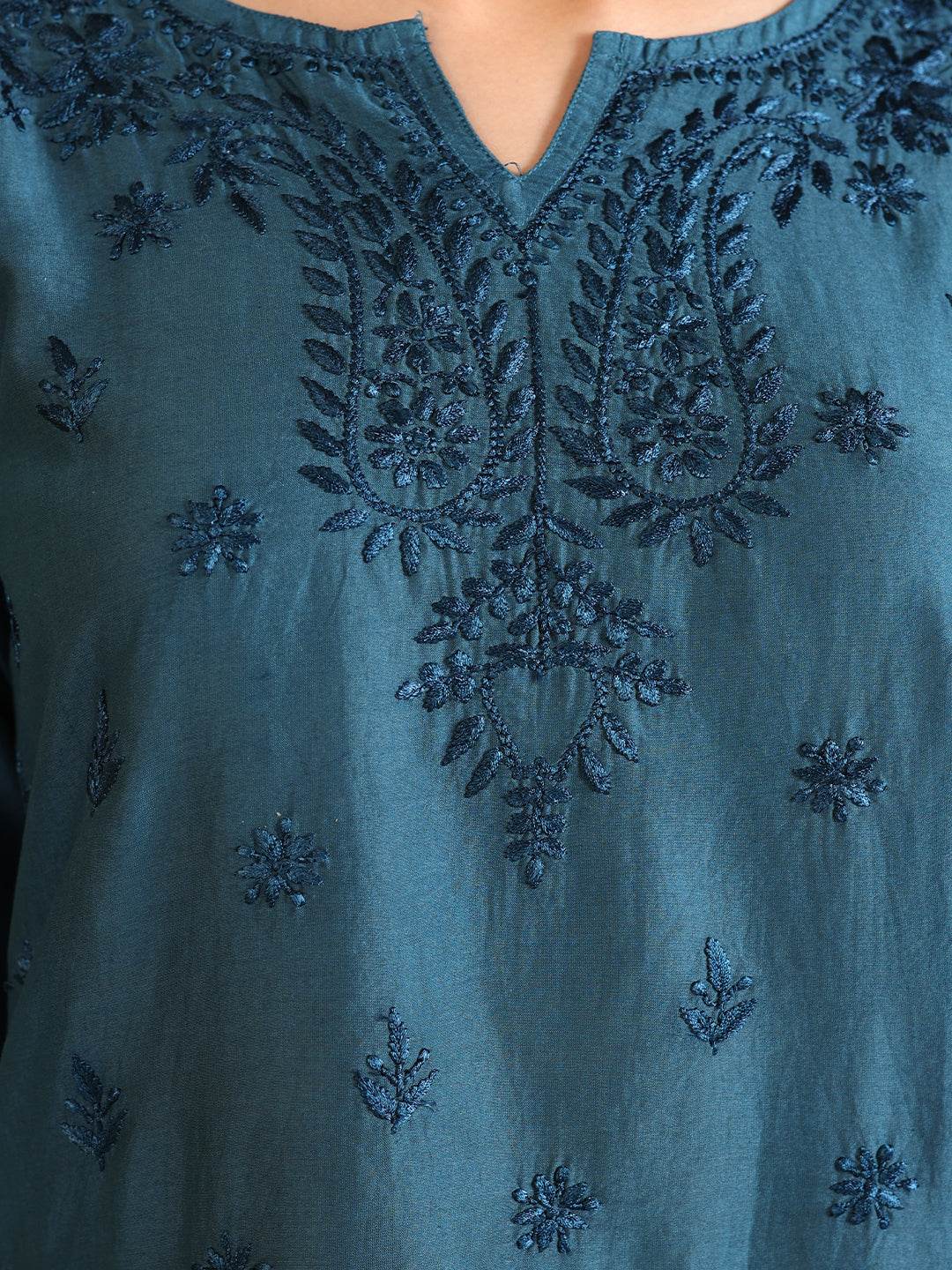 NEELAM CHANDERI KURTA - KRI CHIKANKARI
