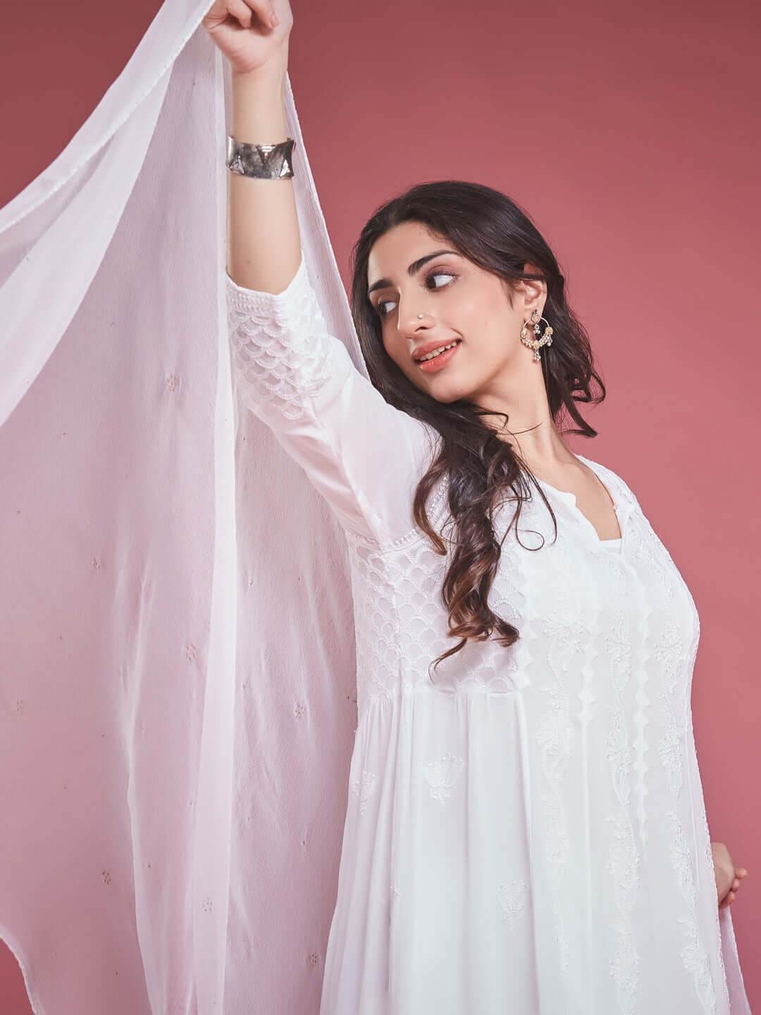 JHILMIL Mukaish Chiffon Dupatta - KRI CHIKANKARI