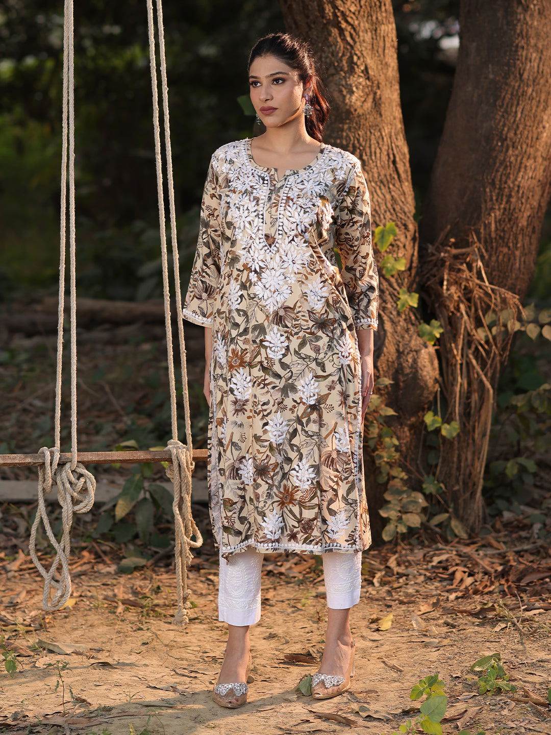 KANEEZ Chikankari Rayon Printed Kurta - KRI CHIKANKARI