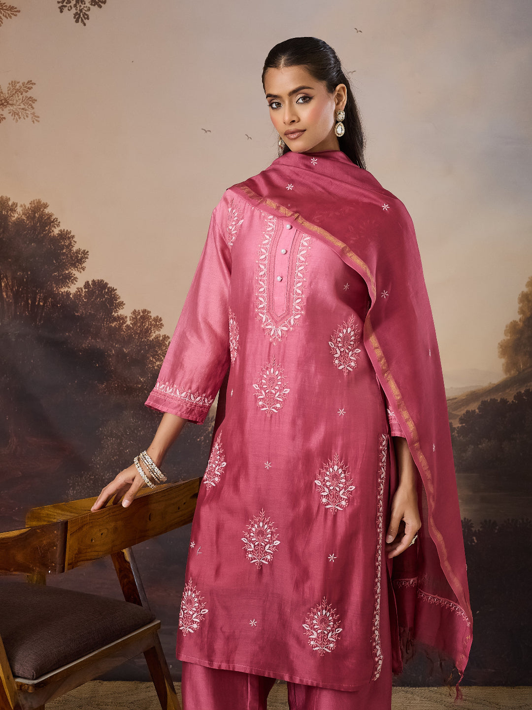ANBAR CHIKANKARI CHANDERI PINK KURTA SET