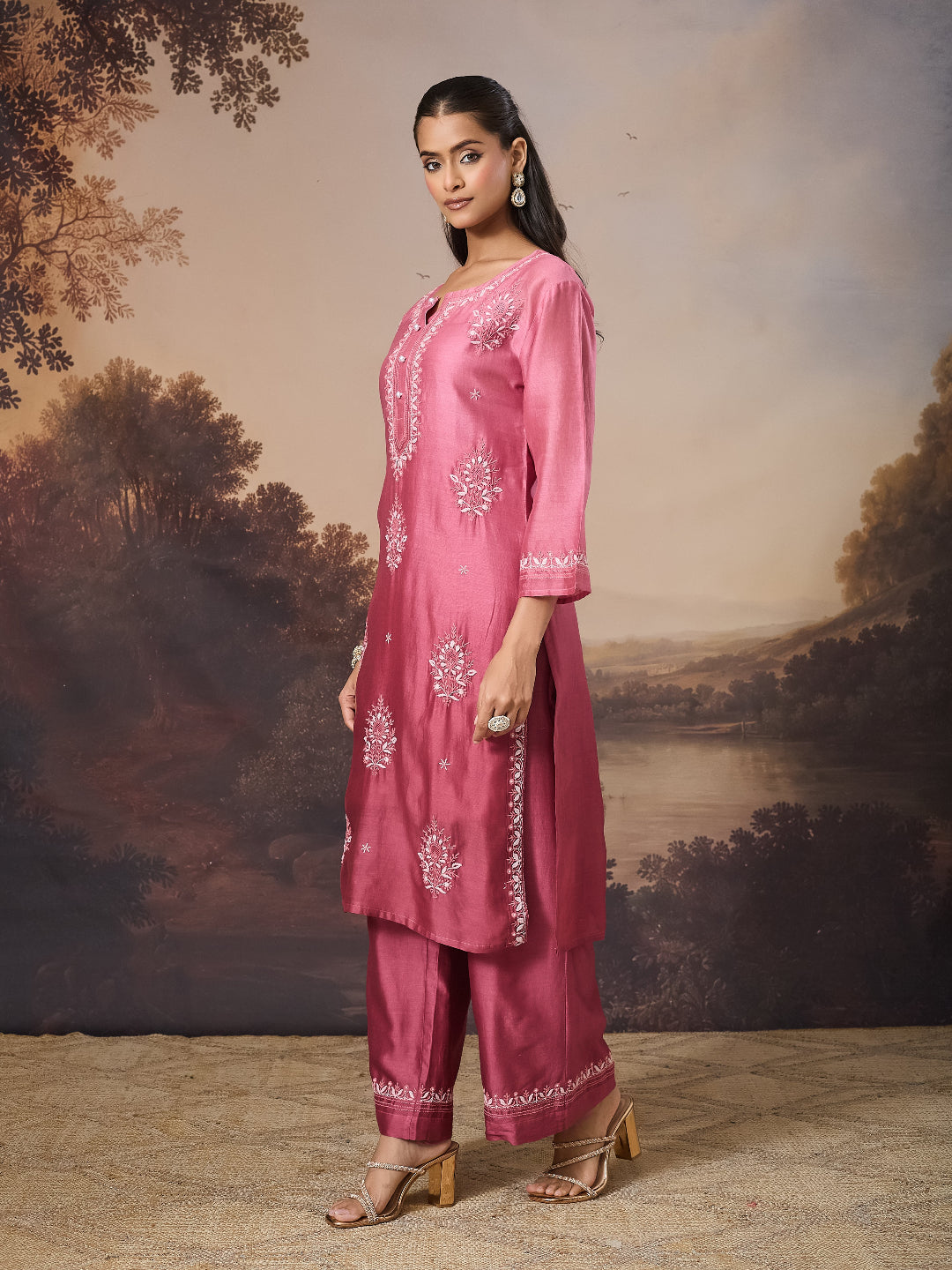 ANBAR CHIKANKARI CHANDERI PINK KURTA SET