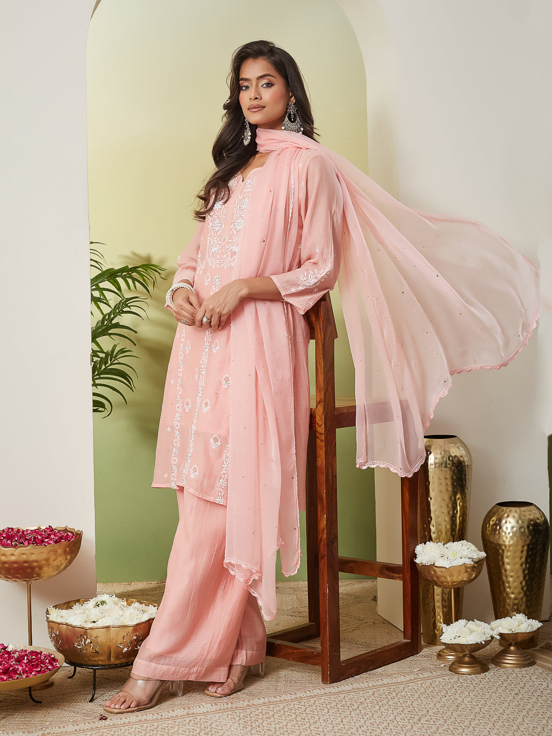 JHALAK CHIKANKARI MUL CHANDERI PEACH KURTA