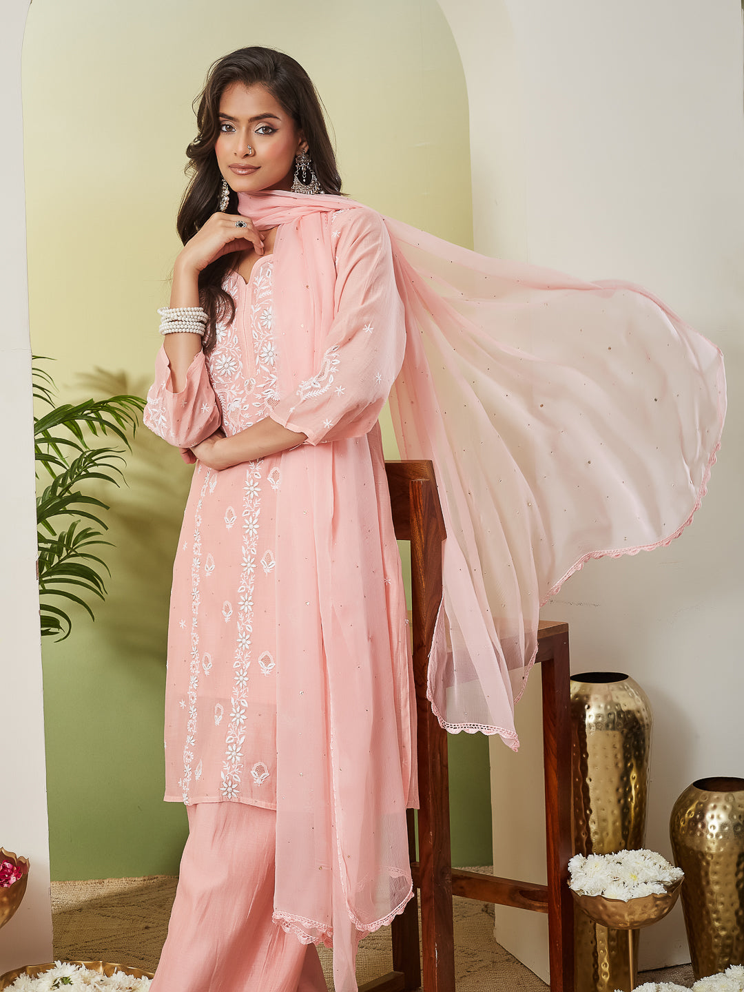 JHALAK CHIKANKARI MUL CHANDERI PEACH KURTA SET