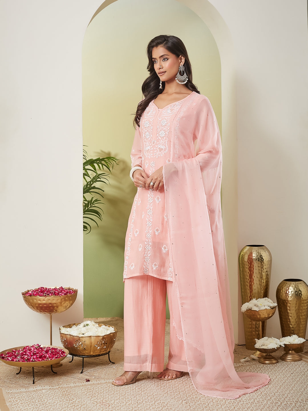 JHALAK CHIKANKARI MUL CHANDERI PEACH KURTA