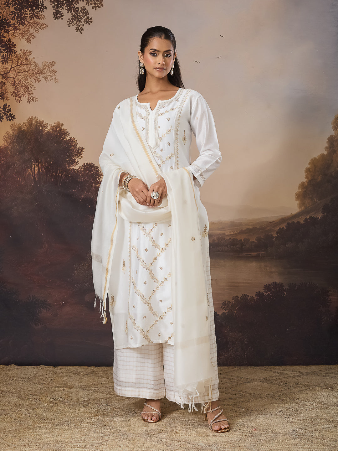 TIRAAZ CHIKANKARI CHANDERI IVORY KURTA