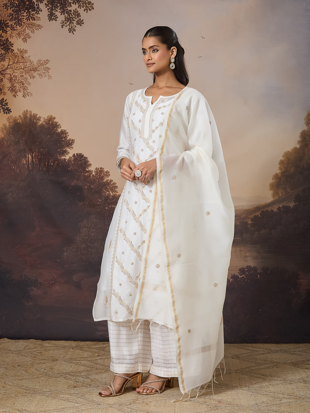 TIRAAZ CHIKANKARI CHANDERI IVORY KURTA