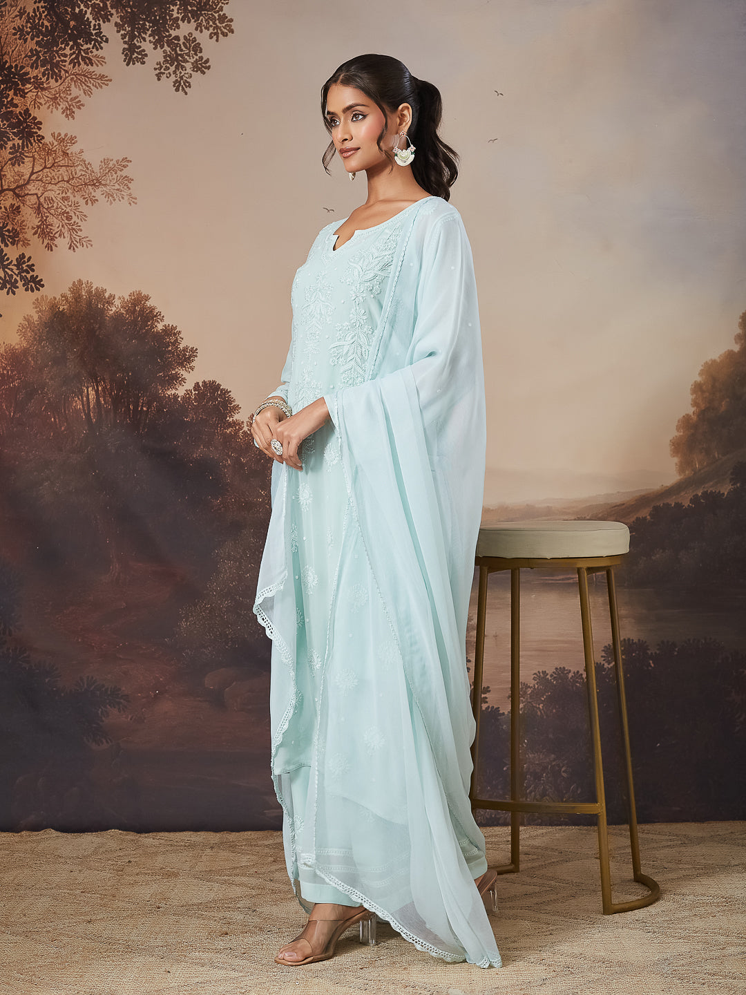 ARISHA CHIKANKARI GEORGETTE GREEN KURTA SET