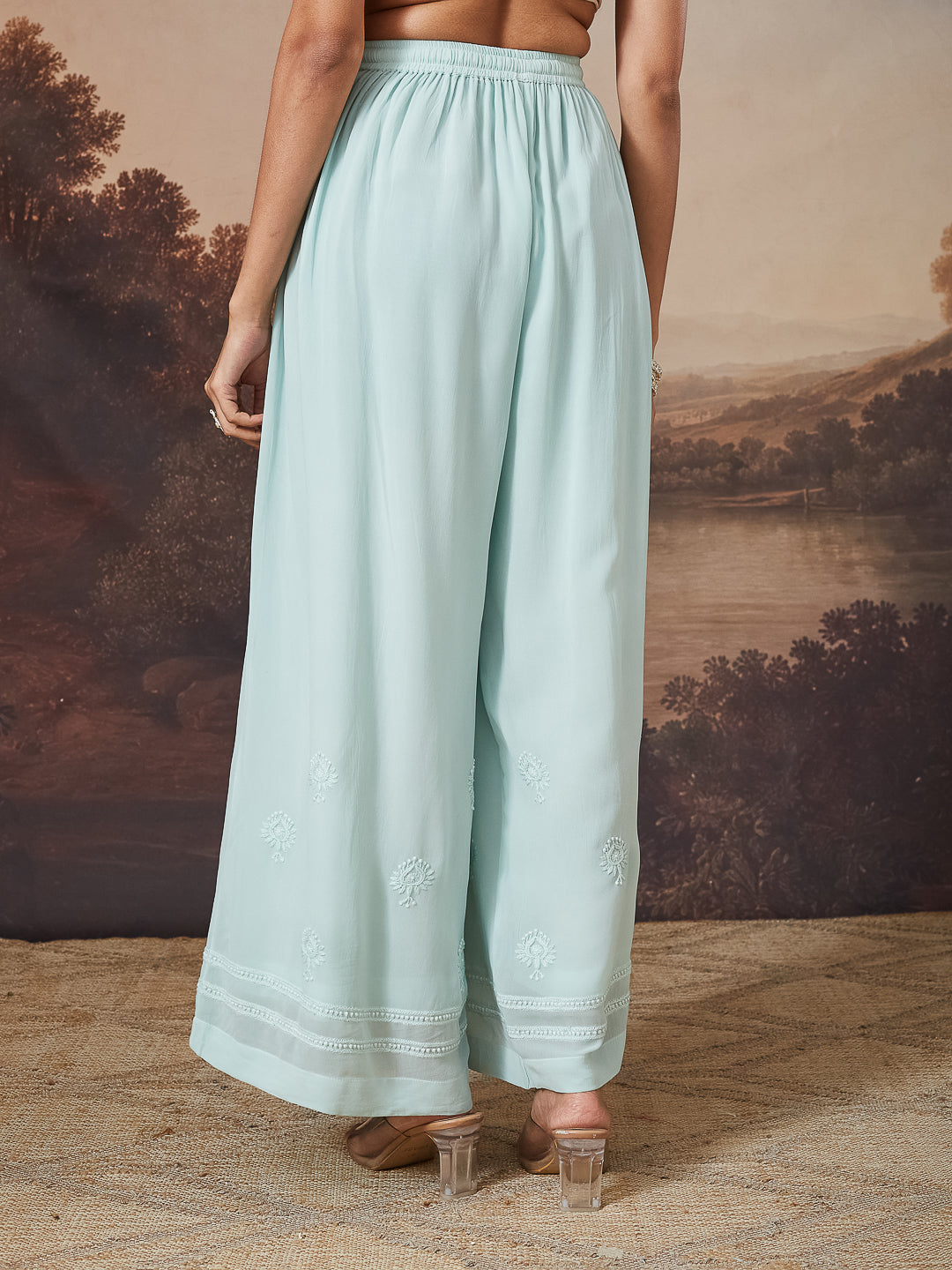 ARISHA CHIKANKARI GEORGETTE GREEN KURTA SET