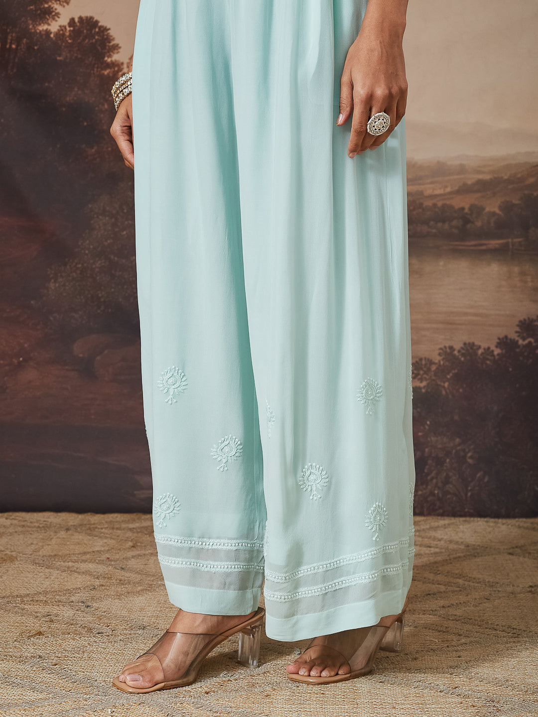 ARISHA CHIKANKARI GEORGETTE GREEN KURTA SET
