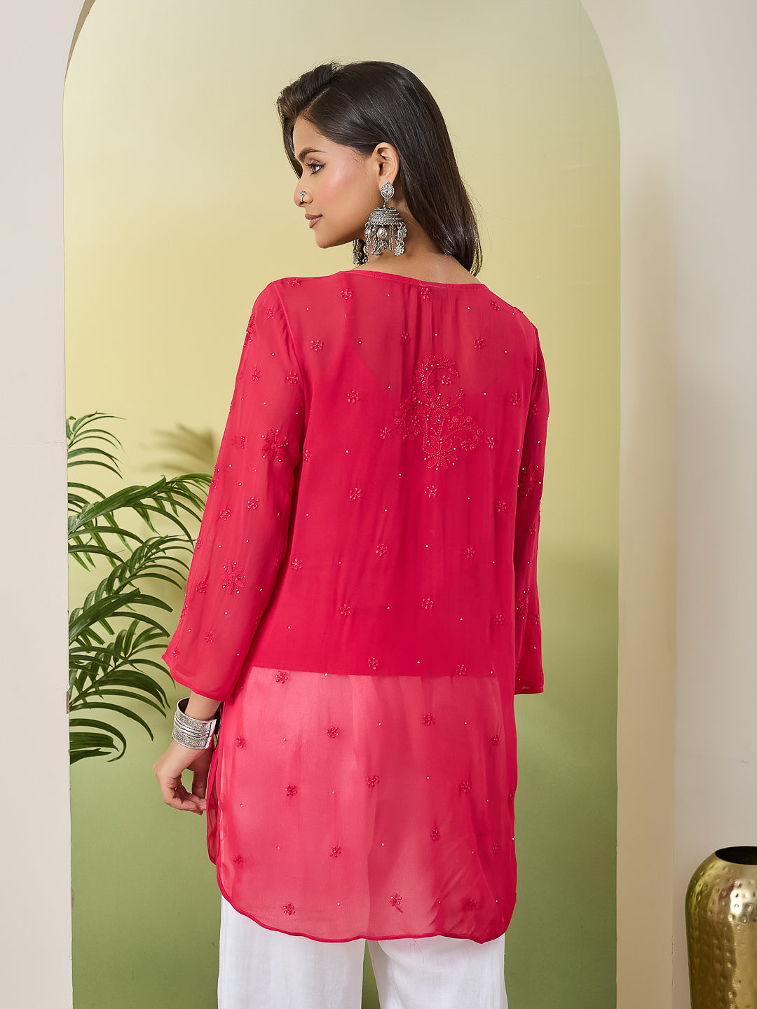 JUHI CHIKANKARI GEORGETTE MAGENTA TOP