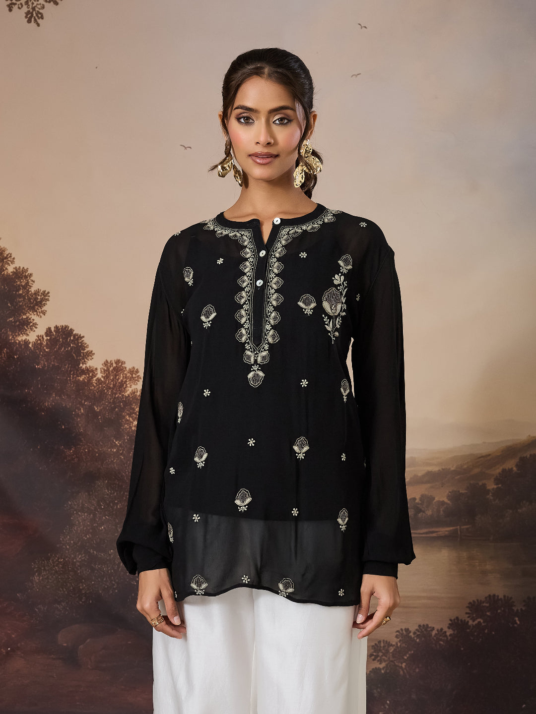 ARIZA CHIKANKARI GEORGETTE BLACK TOP