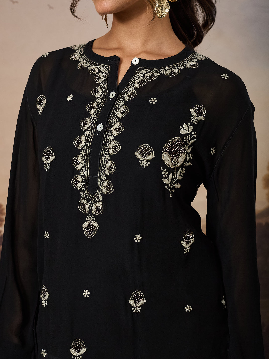 ARIZA CHIKANKARI GEORGETTE BLACK TOP