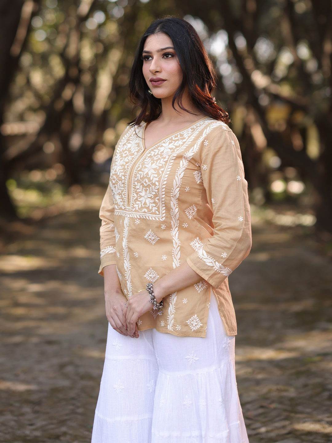 MARIAM Chikankari Mulmul Top - KRI CHIKANKARI