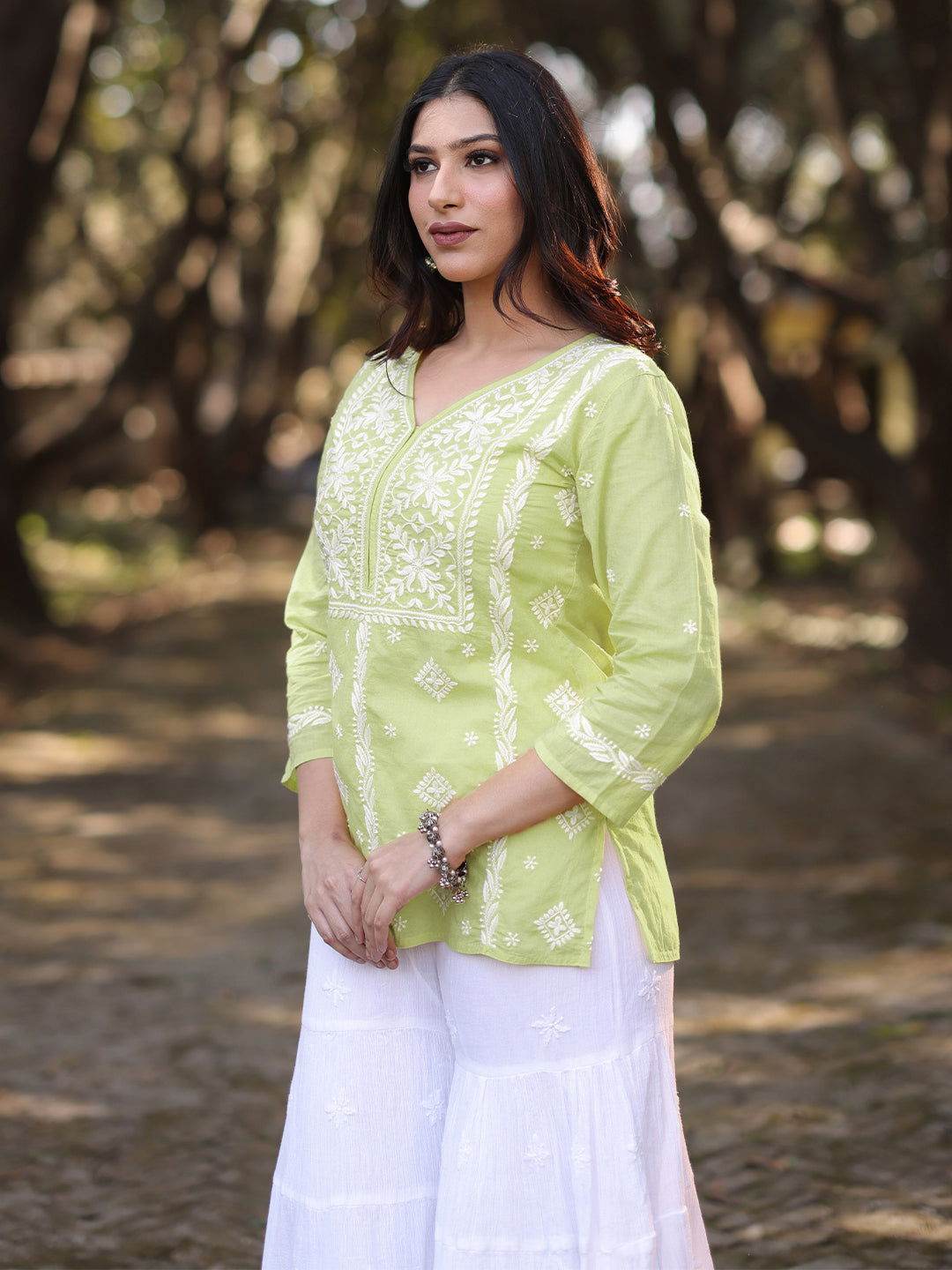 MARIAM Chikankari Mulmul Top - KRI CHIKANKARI