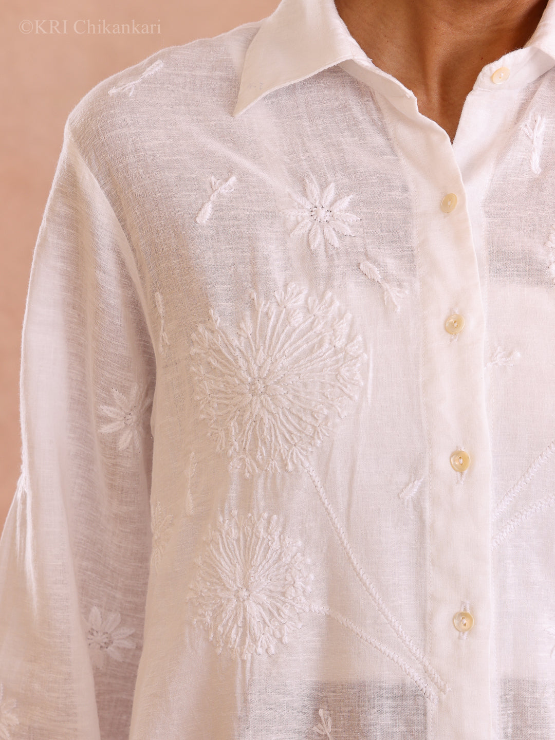 AIRA CHIKANKARI WHITE COTTON BIB SET