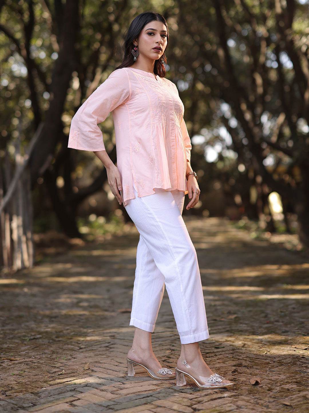 ZUBI Chikankari Mul Top - KRI CHIKANKARI