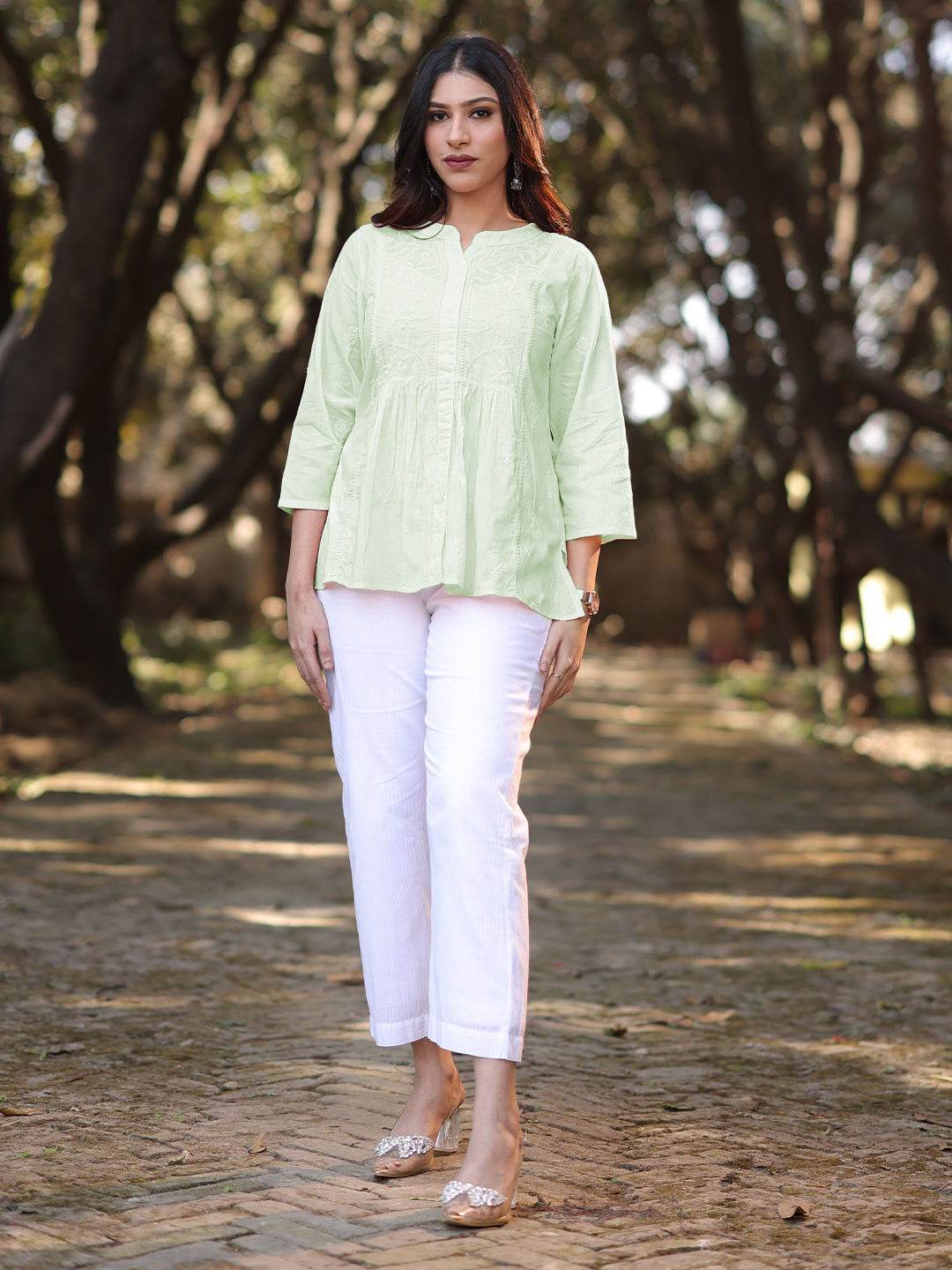 ZUBI Chikankari Mul Top - KRI CHIKANKARI