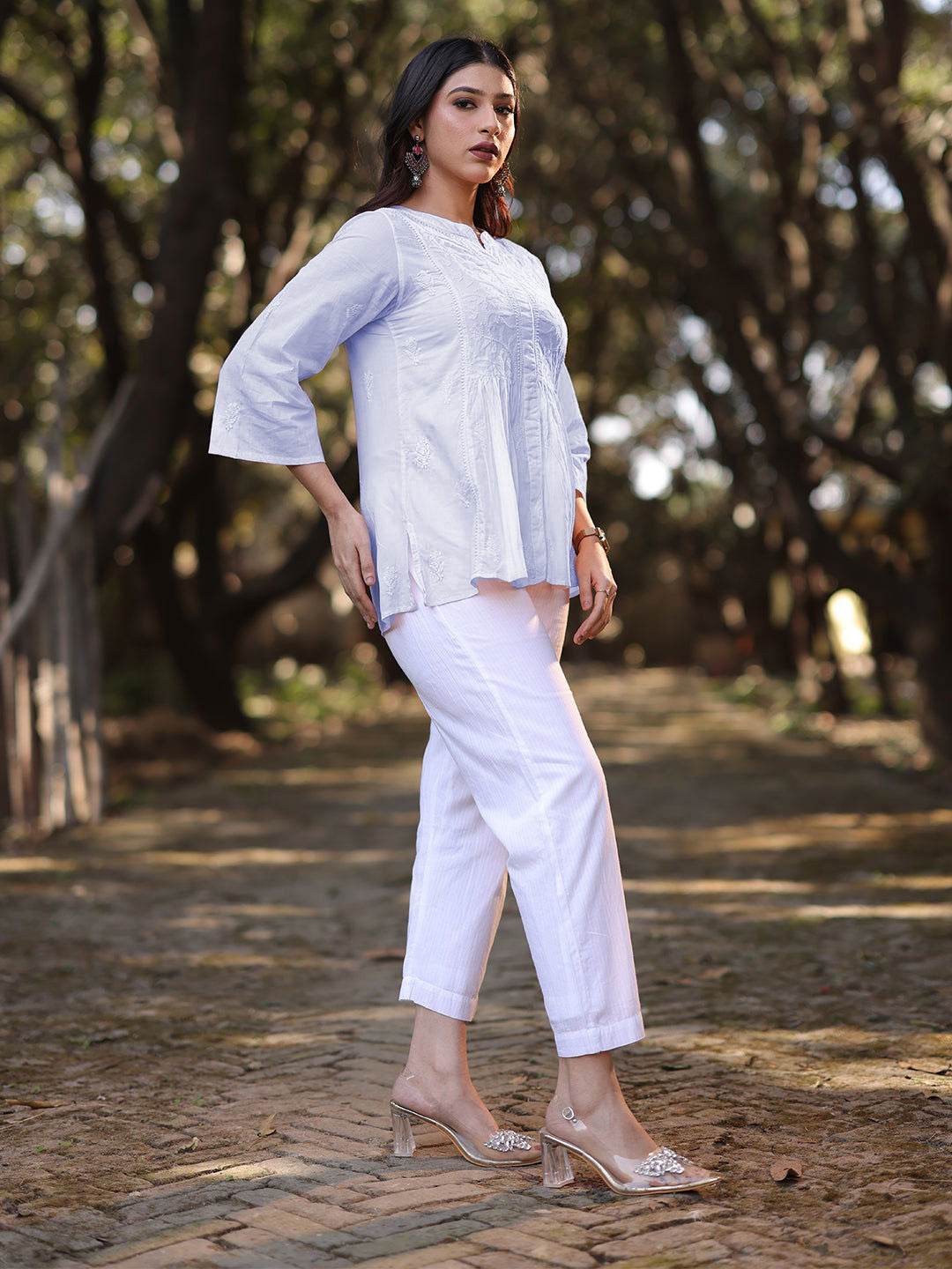 ZUBI Chikankari Mul Top - KRI CHIKANKARI