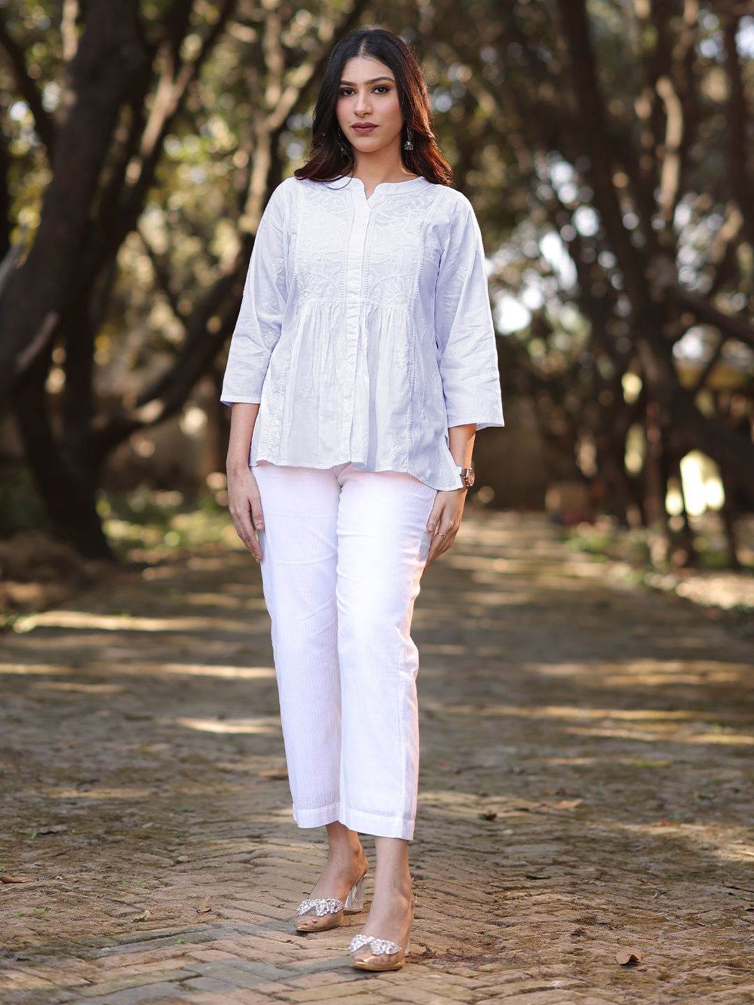 ZUBI Chikankari Mul Top - KRI CHIKANKARI